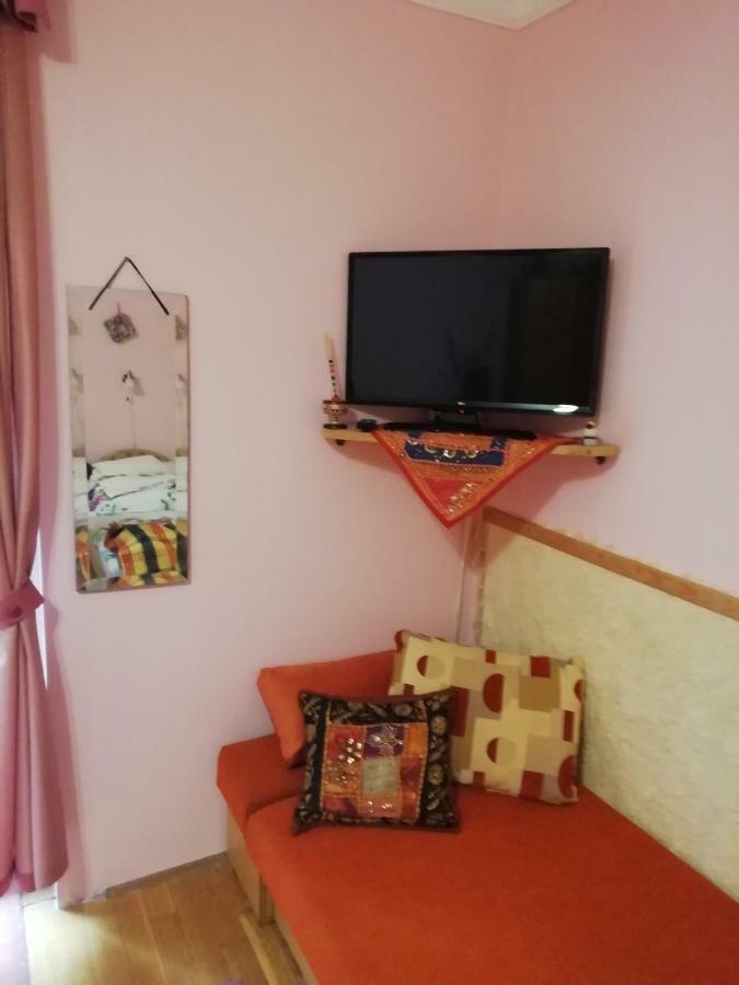 Gyoengyvirag Ueduelo - Mario Apartman Harkány Exteriér fotografie